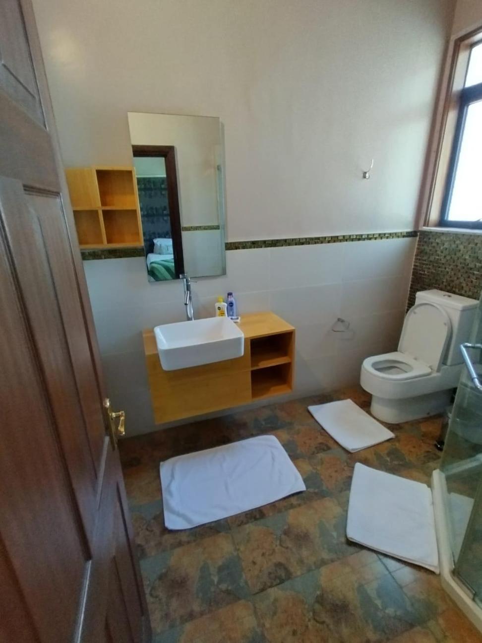 Florances Rest House Nairobi Zewnętrze zdjęcie