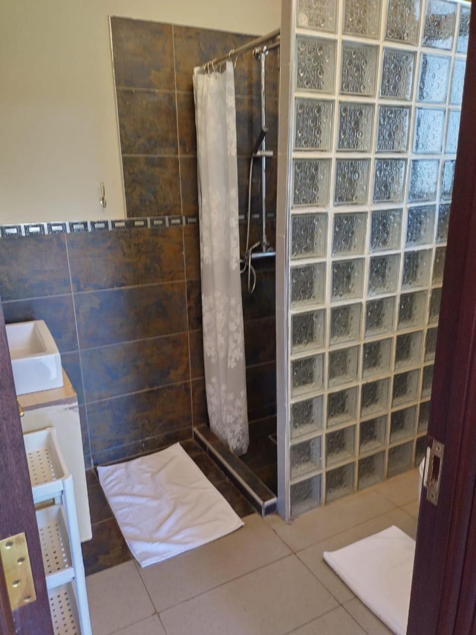 Florances Rest House Nairobi Zewnętrze zdjęcie